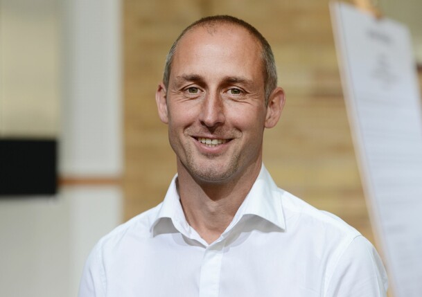 Marcus Urban  engagiert sich für mehr Offenheit im Fußball.