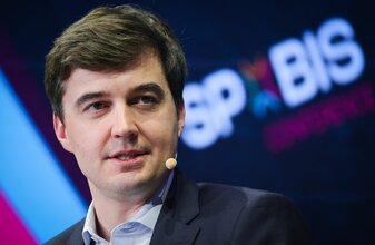 DFL-Geschäftsführer Steffen Merkel will die Bedenken der Fans ernst nehmen.