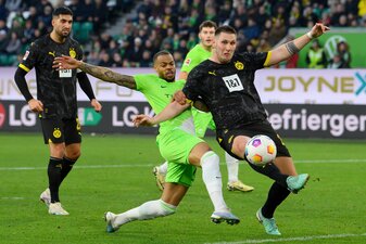 Steht nach seiner Verletzung wieder auf dem Platz: Lukas Nmecha (l). Steht nach seiner Verletzung wieder auf dem Platz: Lukas Nmecha (l).