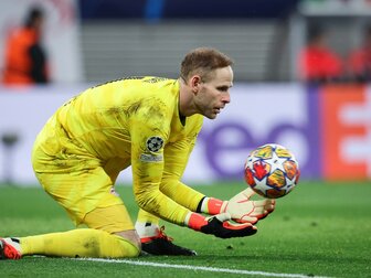 RB-Torhüter Gulacsi: Bayern-Krise "kein Thema für uns" RB-Torhüter Gulacsi: Bayern-Krise "kein Thema für uns"