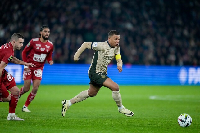 Kylian Mbappé soll bereits einen Vertrag bei Real Madrid unterschrieben haben.