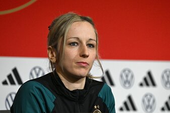 «Wir werden alles reinhauen», sagt Kathrin Hendrich vor der Partie gegen Frankreich. «Wir werden alles reinhauen», sagt Kathrin Hendrich vor der Partie gegen Frankreich.