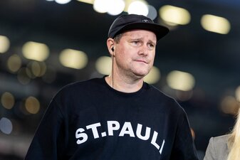 Oke Göttlich fordert, dass sich die Clubs glaubhaft und gemeinsam mit Fans und Mitgliedern für 50+1 aufstellen müssen. Oke Göttlich fordert, dass sich die Clubs glaubhaft und gemeinsam mit Fans und Mitgliedern für 50+1 aufstellen müssen.