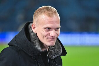 Trainer Karel Geraerts glaubt beim FC Schalke 04 an die Wende. Trainer Karel Geraerts glaubt beim FC Schalke 04 an die Wende.