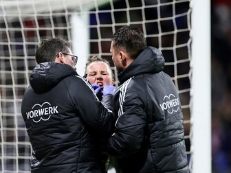 Hegering nach genähter Wunde im Mund wieder fit Hegering nach genähter Wunde im Mund wieder fit