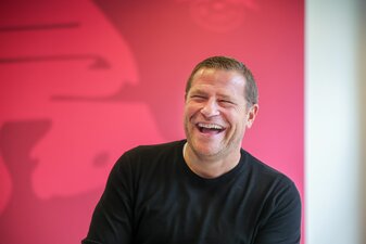 Max Eberl soll neuer Sportvorstand des FC Bayern werden. Max Eberl soll neuer Sportvorstand des FC Bayern werden.