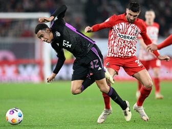 2000. Bundesligaspiel der Bayern: Es bleibt bei 1206 Siegen 2000. Bundesligaspiel der Bayern: Es bleibt bei 1206 Siegen