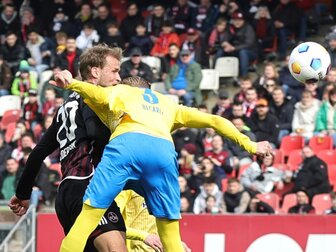 Foto: FCN beendet Negativserie - Uzun trifft erneut