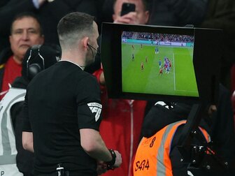 Auch bei Olympia: VAR-Erklärungen sollen ausgeweitet werden Auch bei Olympia: VAR-Erklärungen sollen ausgeweitet werden