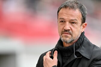 Fredi Bobic zeigt sich von der Stärke des VfB Stuttgart in dieser Saison überrascht. Fredi Bobic zeigt sich von der Stärke des VfB Stuttgart in dieser Saison überrascht.