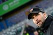 VfB-Trainer Sebastian Hoeneß rechnet eher nicht mit einem Einsatz von Waldemar Anton.