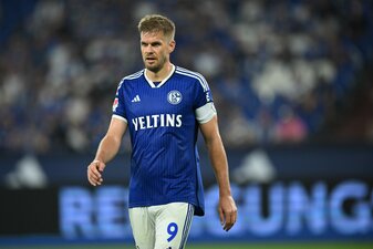 Schalke und Torjäger Simon Terodde lieferten in der 2. Liga einen historisch schwachen Start. Foto: Stuart Franklin/Getty Images. Schalke und Torjäger Simon Terodde lieferten in der 2. Liga einen historisch schwachen Start. Foto: Stuart Franklin/Getty Images.