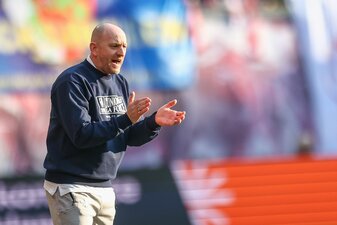 Darmstadts Trainer Torsten Lieberknecht glaubt noch an den Klassenerhalt. Darmstadts Trainer Torsten Lieberknecht glaubt noch an den Klassenerhalt.