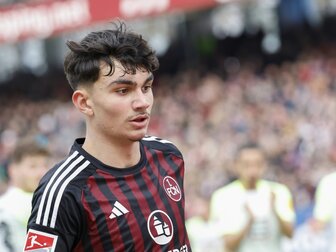 Uzun vor Abschied aus Nürnberg: "Fußballwelt eine andere" Uzun vor Abschied aus Nürnberg: "Fußballwelt eine andere"