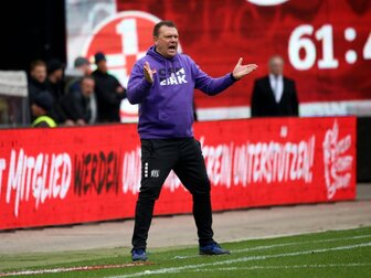 Foto: Ache trifft doppelt: Kaiserslautern siegt im Kellerduell