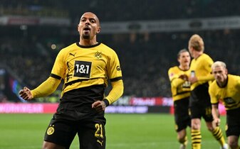 Die Dortmunder um Donyell Malen (l) gehen selbstbewusst ins Duell mit Eindhoven. Die Dortmunder um Donyell Malen (l) gehen selbstbewusst ins Duell mit Eindhoven.