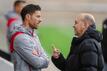 Leverkusens Trainer Xabi Alonso (l) und Vorsitzender Fernando Carro sind zwei der Baumeister der Leverkusener Erfolgs.