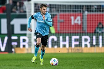 Nach enttäuschender Hinrunde wurde Stanisic inzwischen in acht von neun Bundesliga-Spielen über 90 Minuten eingesetzt. Nach enttäuschender Hinrunde wurde Stanisic inzwischen in acht von neun Bundesliga-Spielen über 90 Minuten eingesetzt.