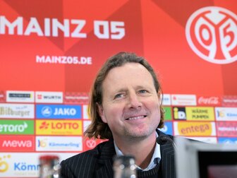 Henriksen hakt Bayern-Pleite ab: "Schlacht" gegen Bochum Henriksen hakt Bayern-Pleite ab: "Schlacht" gegen Bochum