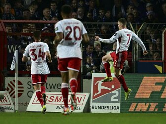 Tzolis überragt: Düsseldorf springt auf Relegationsplatz Tzolis überragt: Düsseldorf springt auf Relegationsplatz