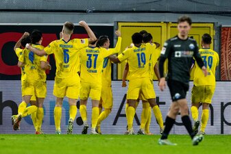 Braunschweig feierte im Abstiegskampf einen wichtigen Sieg. Braunschweig feierte im Abstiegskampf einen wichtigen Sieg.