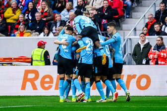 Bayer Leverkusen konnte in Freiburg den nächsten Sieg eingefahren. Bayer Leverkusen konnte in Freiburg den nächsten Sieg eingefahren.