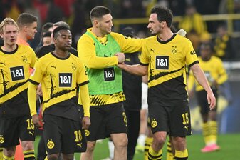 Mats Hummels (r) kann die Nicht-Nomminierung für die Nationalmannschaft nachvollziehen. Mats Hummels (r) kann die Nicht-Nomminierung für die Nationalmannschaft nachvollziehen.