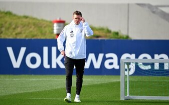 Julian Nagelsmann: «Gegen Kylian Mbappé tun sich viele schwer, auch mit 200 Champions-League-Spielen. Der hat einen extremen Antritt». Julian Nagelsmann: «Gegen Kylian Mbappé tun sich viele schwer, auch mit 200 Champions-League-Spielen. Der hat einen extremen Antritt».