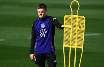 Die neu formierte offensive Mittelfeldreihe mit Florian Wirtz (20), sowie Kapitän llkay Gündogan (33) und Jungstar Jamal Musiala (21) soll sich nach dem Radikalumbau des DFB-Teams zum Trumpf für di Die neu formierte offensive Mittelfeldreihe mit Florian Wirtz (20), sowie Kapitän llkay Gündogan (33) und Jungstar Jamal Musiala (21) soll sich nach dem Radikalumbau des DFB-Teams zum Trumpf für di