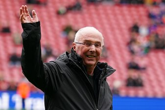 Sven-Göran Eriksson trainierte das Legenden-Team des FC Liverpool. Sven-Göran Eriksson trainierte das Legenden-Team des FC Liverpool.