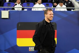 Bundestrainer Julian Nagelsmann bleibt in Vertragsfragen bei seiner zurückhaltenden Linie. Bundestrainer Julian Nagelsmann bleibt in Vertragsfragen bei seiner zurückhaltenden Linie.
