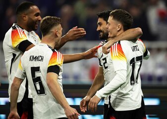 Die deutsche Nationalmannschaft um Jonathan Tah, Joshua Kimmich, Ilkay Gündogan und Florian Wirtz (l-r) lieferte in Lyon ab. Die deutsche Nationalmannschaft um Jonathan Tah, Joshua Kimmich, Ilkay Gündogan und Florian Wirtz (l-r) lieferte in Lyon ab.