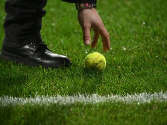 Proteste gegen DFL-Pläne: Auch BVB und VfB müssen zahlen Proteste gegen DFL-Pläne: Auch BVB und VfB müssen zahlen