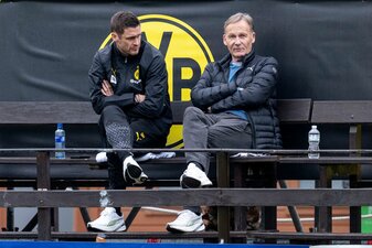 Nach dem baldigen Rückzug von Joachim Watzke (r) könnte Sportdirektor Sebastian Kehl zum Geschäftsführer Sport aufsteigen. Nach dem baldigen Rückzug von Joachim Watzke (r) könnte Sportdirektor Sebastian Kehl zum Geschäftsführer Sport aufsteigen.