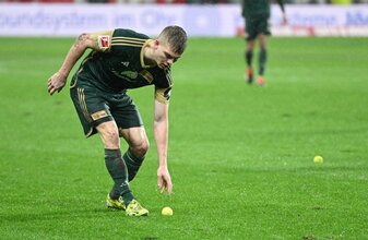 Union Berlin hat sich zur Strafe nach den Fanprotesten geäußert. Union Berlin hat sich zur Strafe nach den Fanprotesten geäußert.