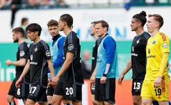 Nach dem Unentschieden in Fürth droht der HSV erneut den Aufstieg zu verpassen. Nach dem Unentschieden in Fürth droht der HSV erneut den Aufstieg zu verpassen.