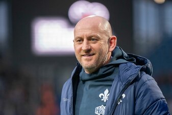 Darmstadts Trainer Torsten Lieberknecht hofft im nächsten Spiel gegen Mainz 05 auf eine Trendwende. Darmstadts Trainer Torsten Lieberknecht hofft im nächsten Spiel gegen Mainz 05 auf eine Trendwende.