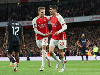 Arsenal vorerst wieder Tabellenführer Arsenal vorerst wieder Tabellenführer