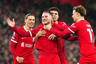 Der FC Liverpool hat die Tabellenführung in der Premier League zurückerobert. Der FC Liverpool hat die Tabellenführung in der Premier League zurückerobert.