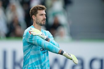 Frankfurts Torwart Kevin Trapp war nach dem 1:1 gegen den SV Werder Bremen frustriert. Frankfurts Torwart Kevin Trapp war nach dem 1:1 gegen den SV Werder Bremen frustriert.