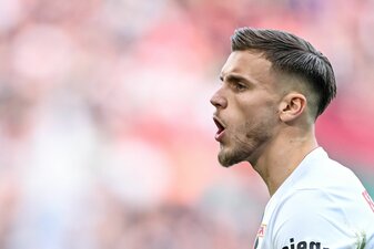 Spielt eine starke Saison für den FC Augsburg: Ermedin Demirovic. Spielt eine starke Saison für den FC Augsburg: Ermedin Demirovic.