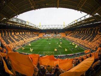 Pleite zum "50.": BVB zittert um die Champions League Pleite zum "50.": BVB zittert um die Champions League