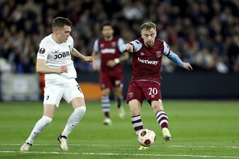 West Ham muss auf Jarrod Bowen (r) verzichten. West Ham muss auf Jarrod Bowen (r) verzichten.