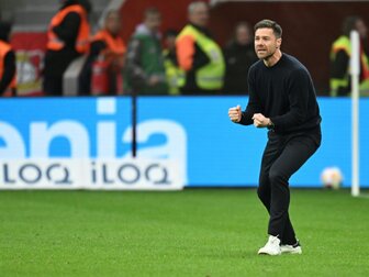 Alonso hofft auf gesitteten Platzsturm: "Fans verdienen es" Alonso hofft auf gesitteten Platzsturm: "Fans verdienen es"