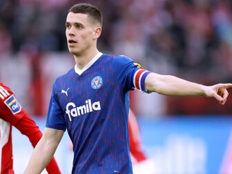 Kiel setzt sich an die Spitze - Düsseldorf festigt Platz drei Kiel setzt sich an die Spitze - Düsseldorf festigt Platz drei