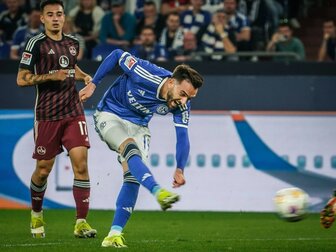 Schalke gelingt Befreiungsschlag im Abstiegskampf Schalke gelingt Befreiungsschlag im Abstiegskampf