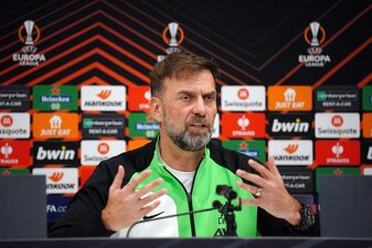 Jürgen Klopp, Trainer von FC Liverpool, während einer Pressekonferenz. Jürgen Klopp, Trainer von FC Liverpool, während einer Pressekonferenz.