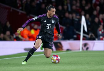 Der FC Bayern München hofft im Rückspiel gegen Arsenal London darauf Leroy Sane einsetzen zu können. Der FC Bayern München hofft im Rückspiel gegen Arsenal London darauf Leroy Sane einsetzen zu können.