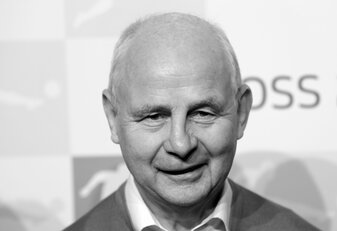 Eintracht-Legende Bernd Hölzenbein beim DFL-Neujahrsempfang im Jahr 2018. Eintracht-Legende Bernd Hölzenbein beim DFL-Neujahrsempfang im Jahr 2018.