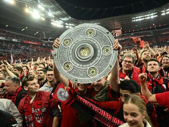 Würzburg verliert erstmals - nur noch Leverkusen unbesiegt Würzburg verliert erstmals - nur noch Leverkusen unbesiegt
